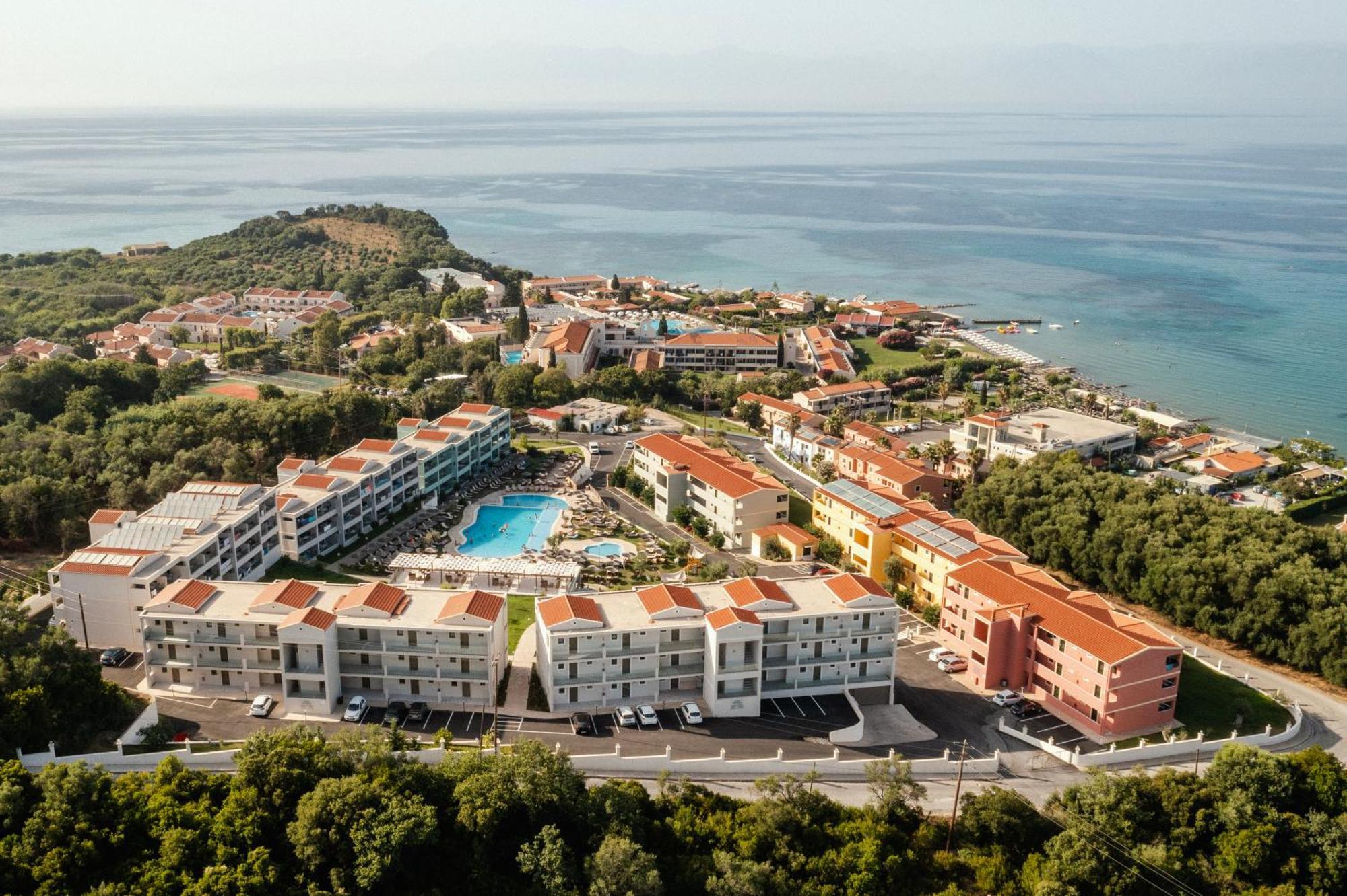 Robolla Beach Aparthotel Roda  Exteriér fotografie