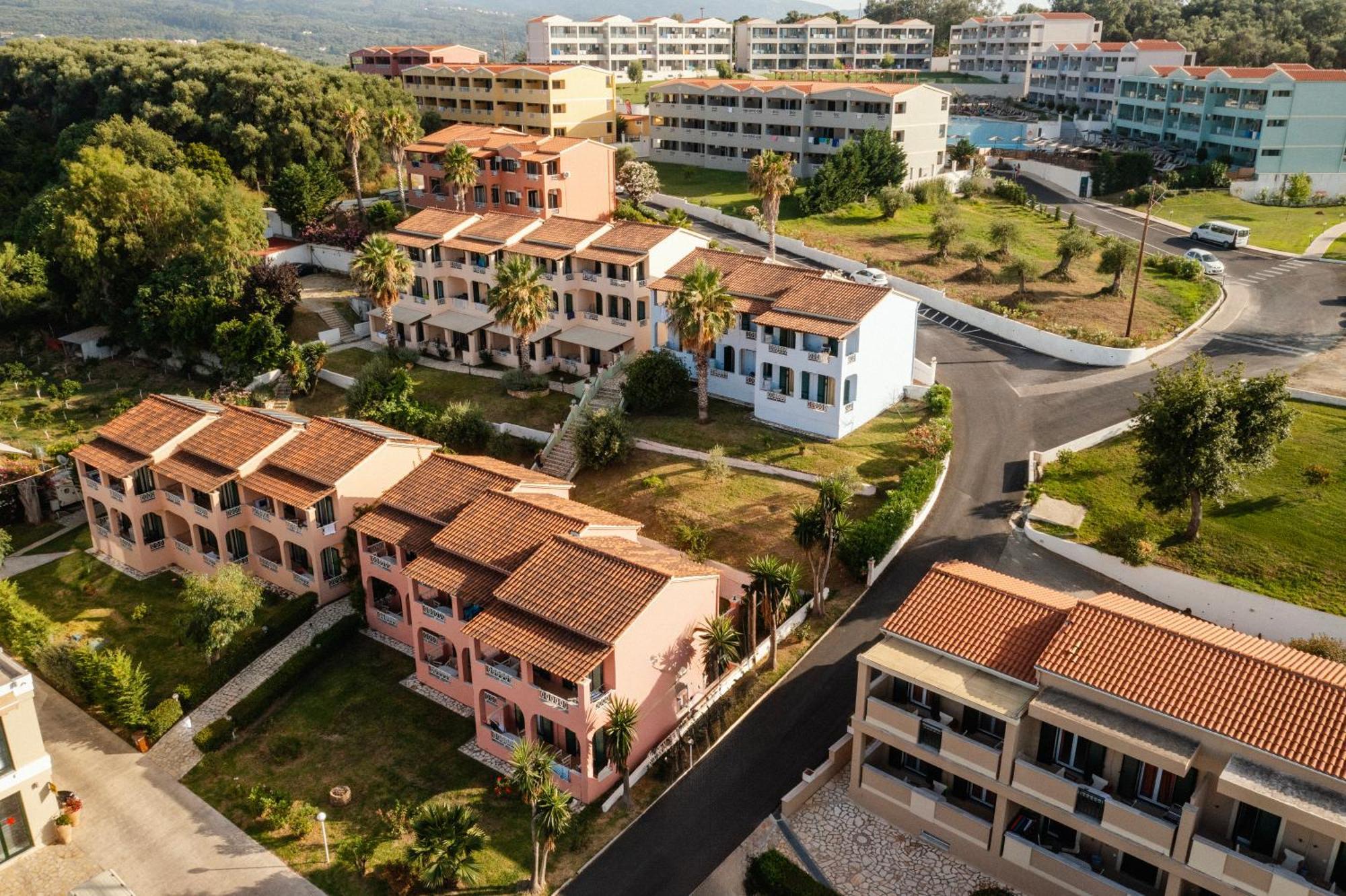 Robolla Beach Aparthotel Roda  Exteriér fotografie