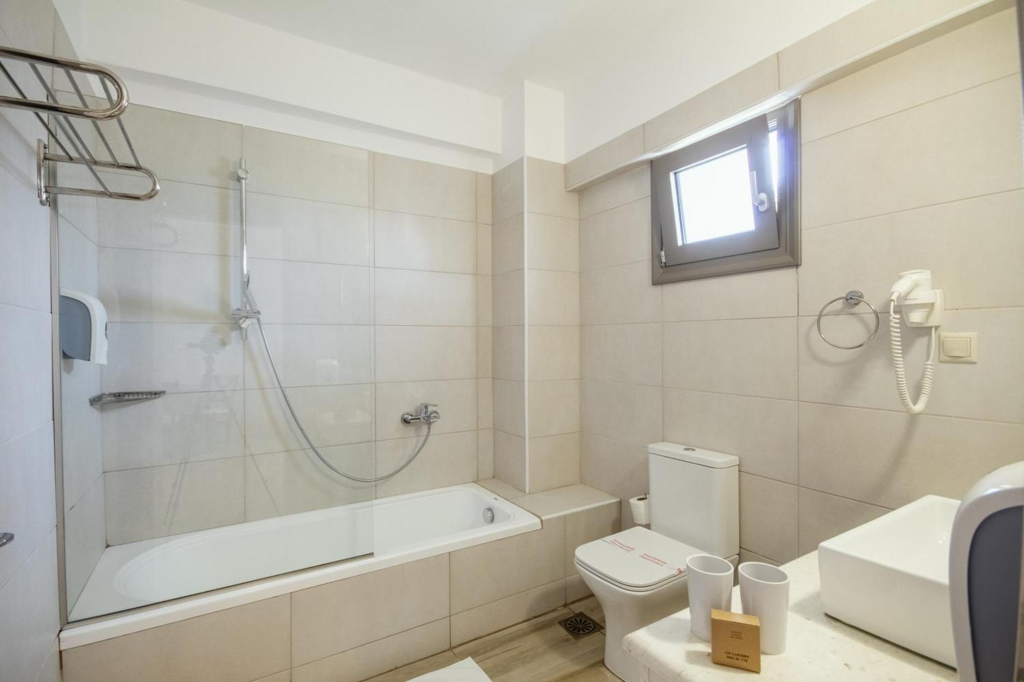 Robolla Beach Aparthotel Roda  Pokoj fotografie